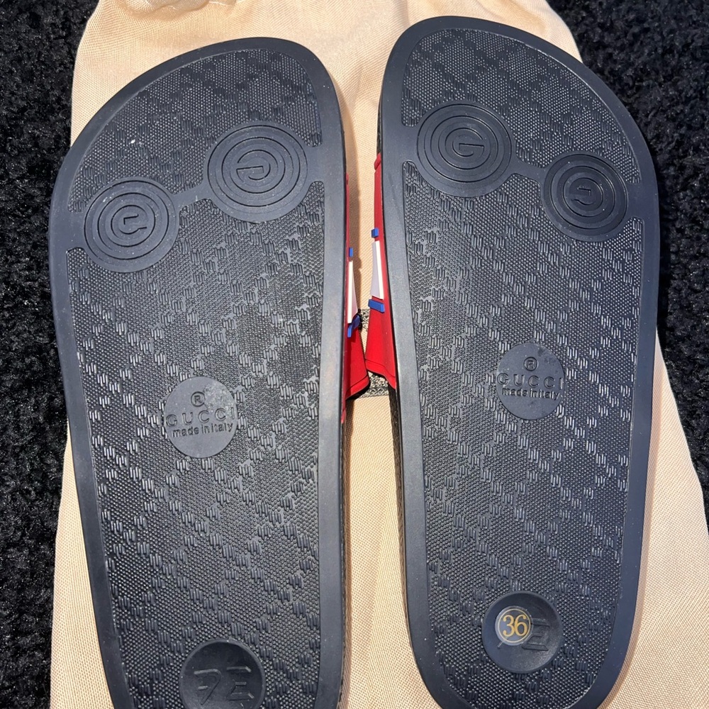 Gucci rubber slides - Picture 3 of 4
